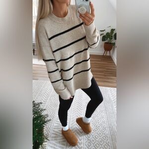 ✨AERIE Unreal Striped Crew Neck Sweater Size XS